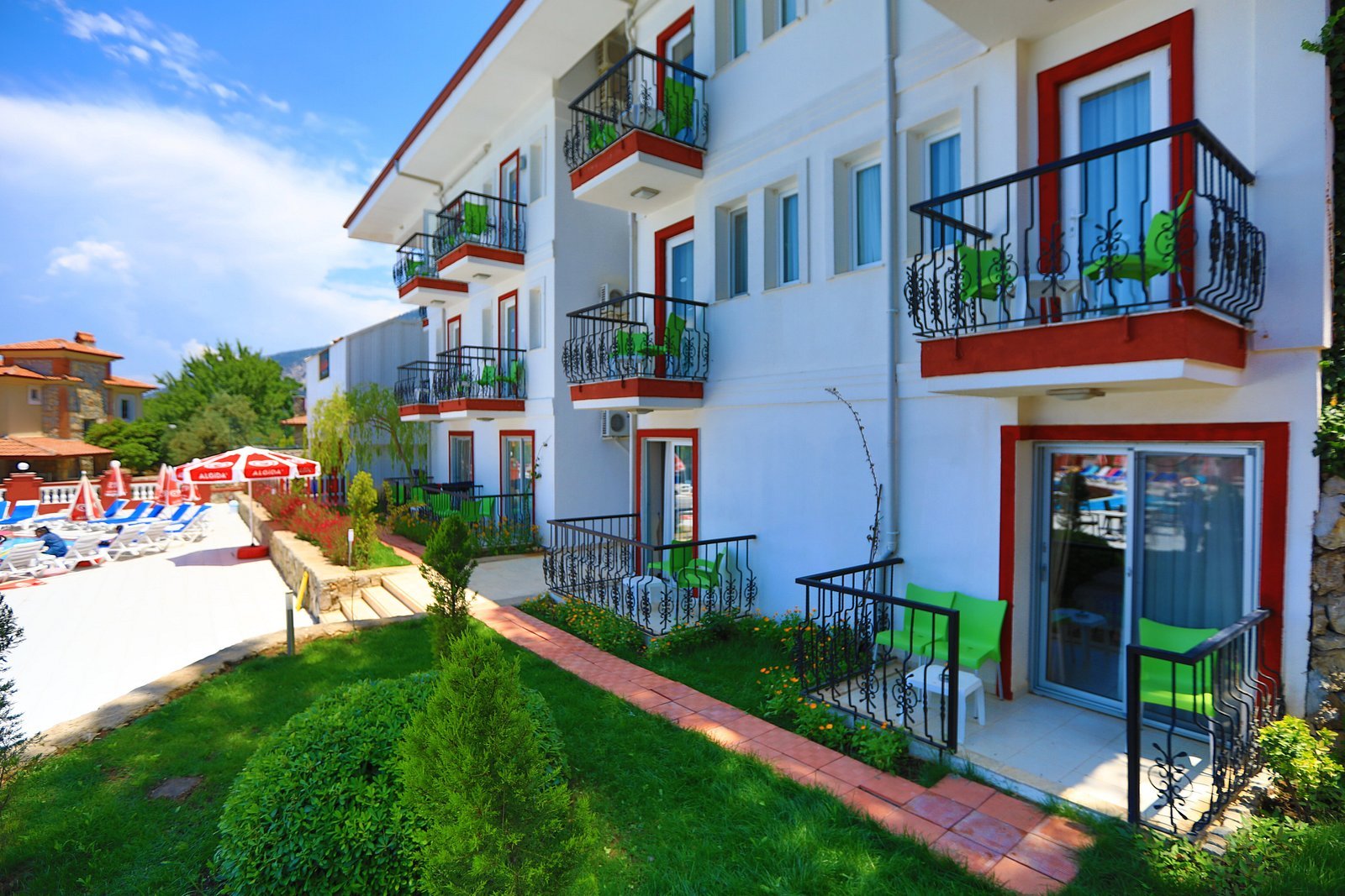 Sunshine Holiday Resort photo 4