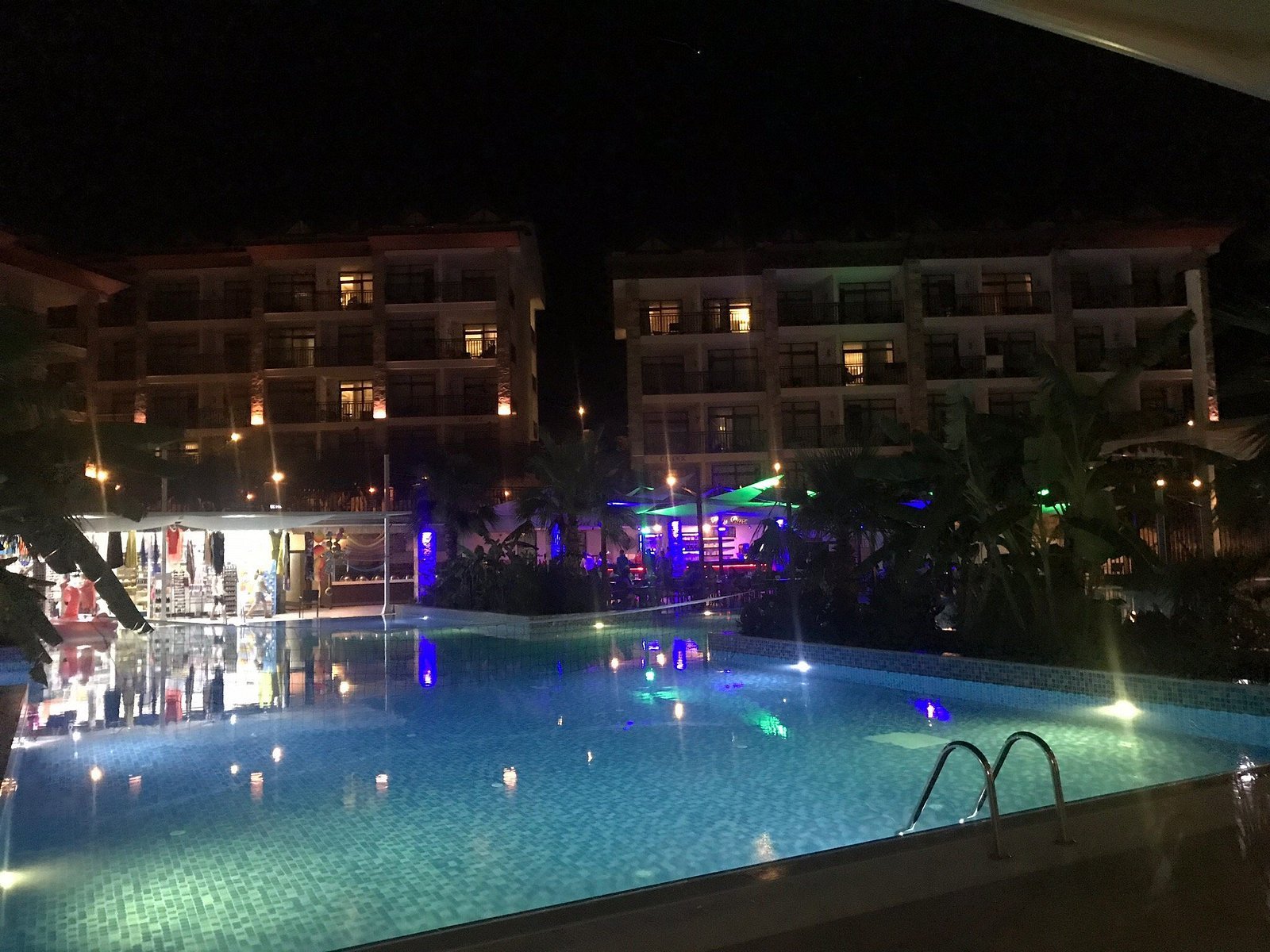 Ramada Resort by Wyndham Akbuk photo 8