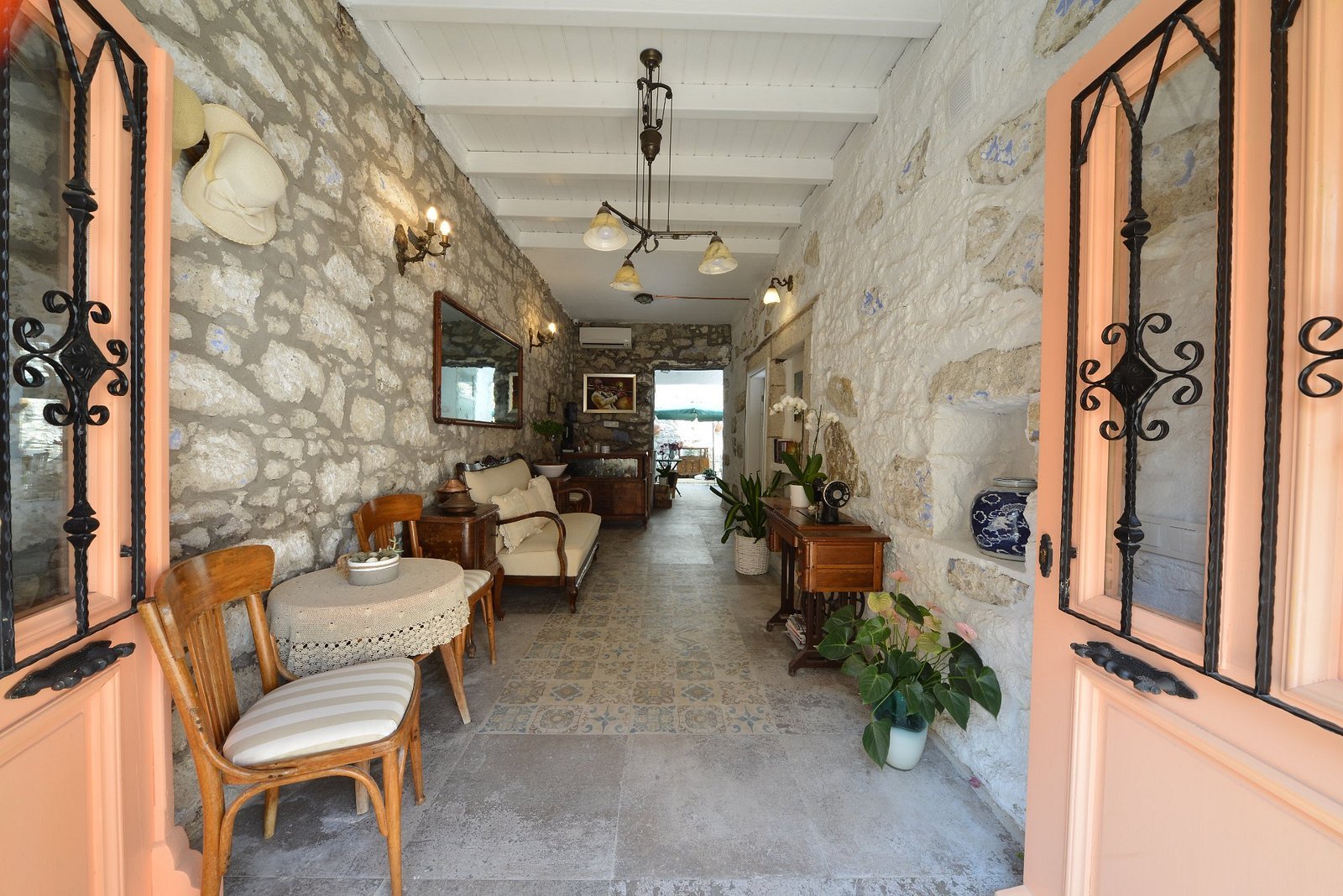 Krem Hotel photo 2
