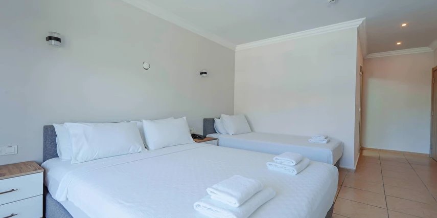 Seven Brothers Hotel photo 14