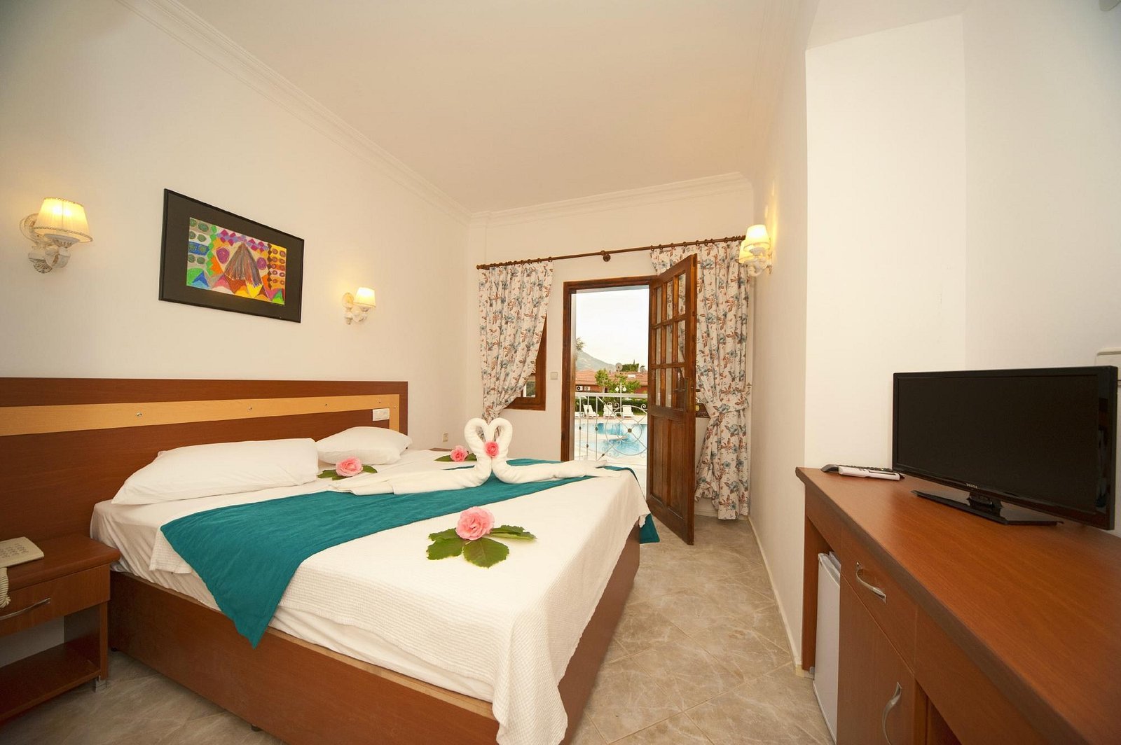 White Hotel photo 22
