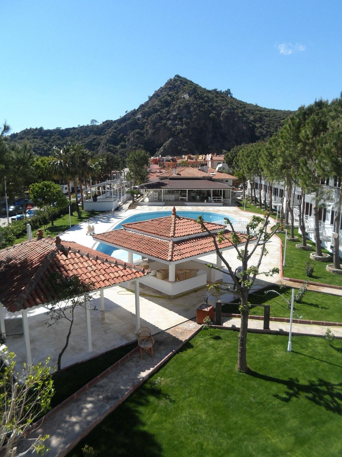 White Hotel photo 4