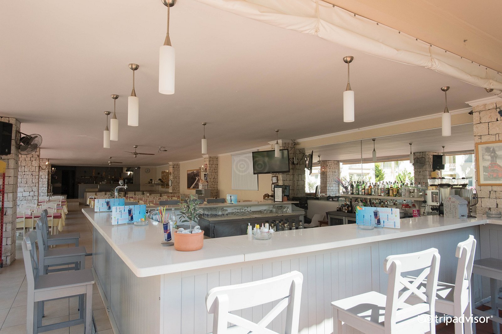 Blue Lagoon Hotel photo 2