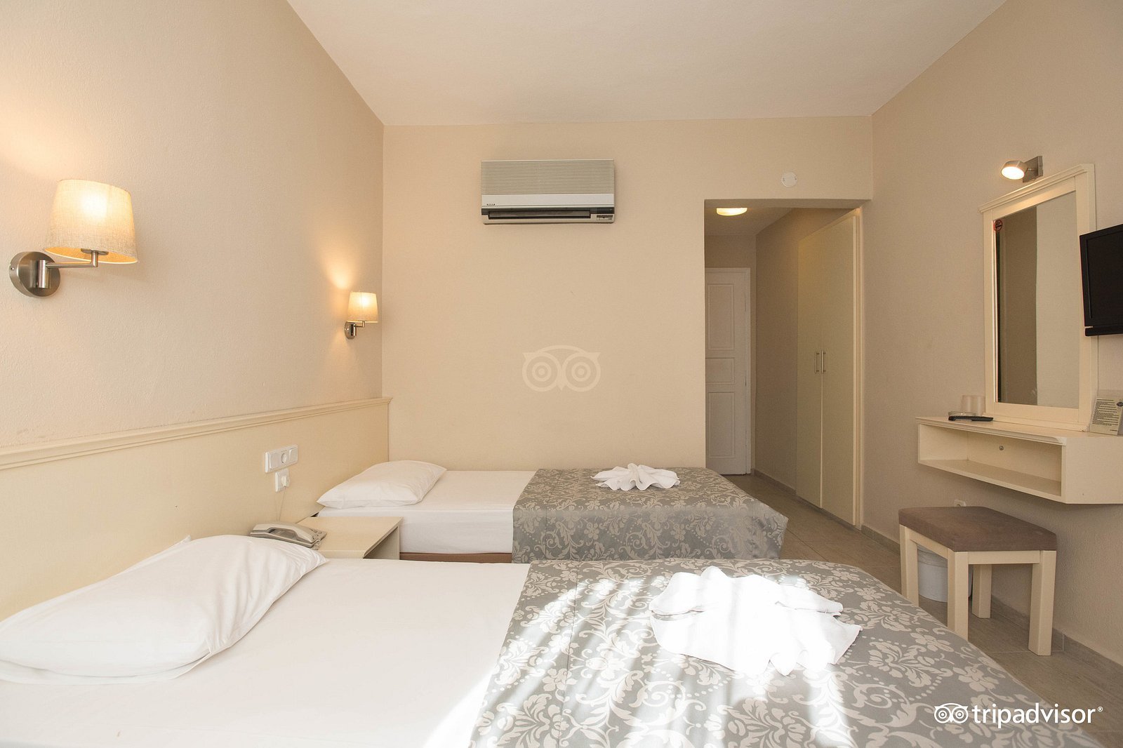 Blue Lagoon Hotel photo 19