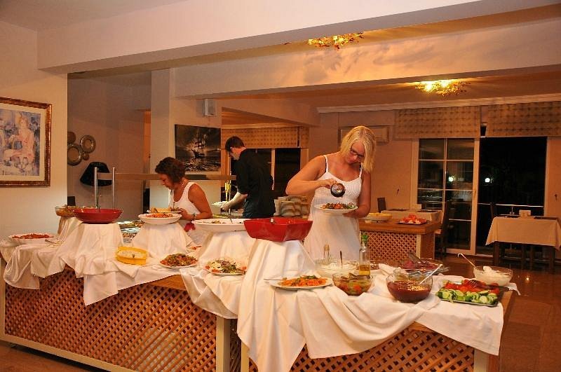 Nevada Hotel & Spa photo 7