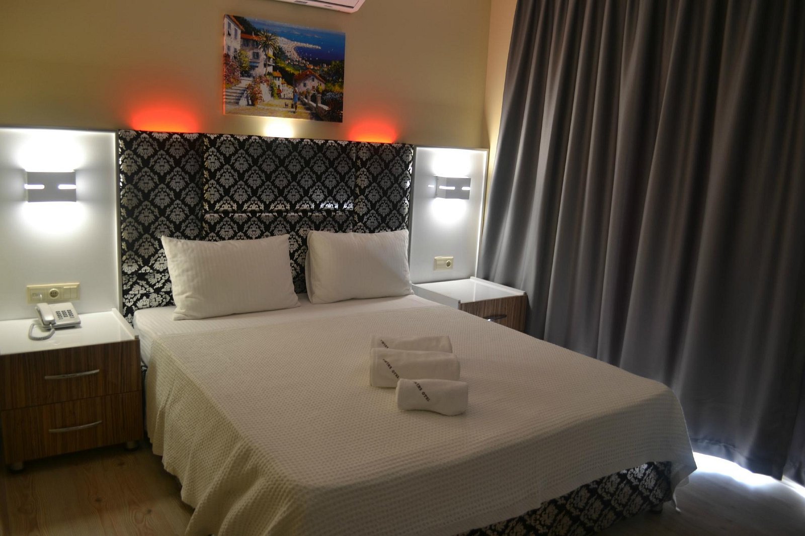 Twins Hotel photo 3