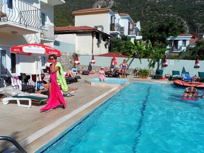 Lemon Tree Hotel photo 13