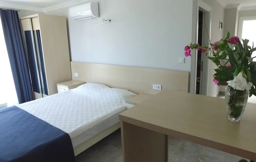 M2 Hotel photo 9