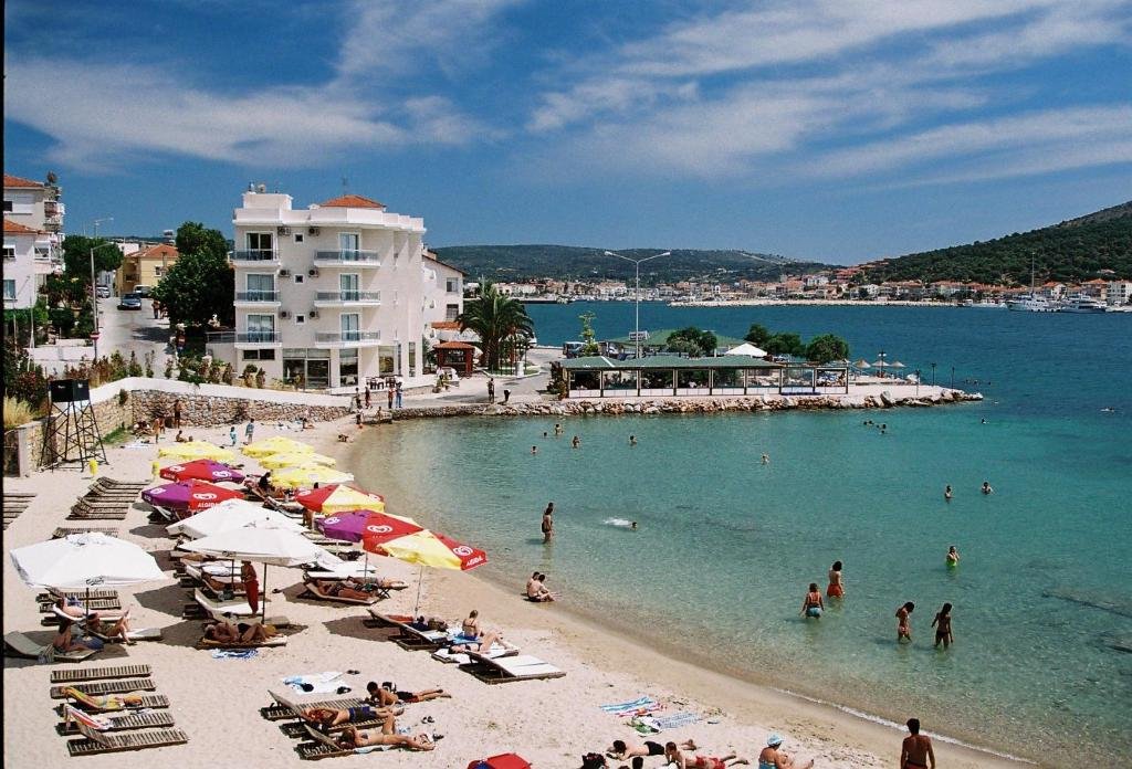 Pasifik Hotel — 16 Eylül Mahallesi, Çeşme