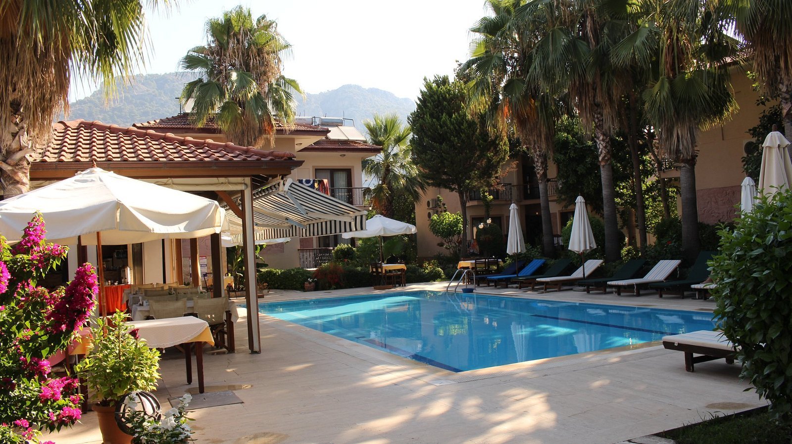 Nirvana Hotel photo 12