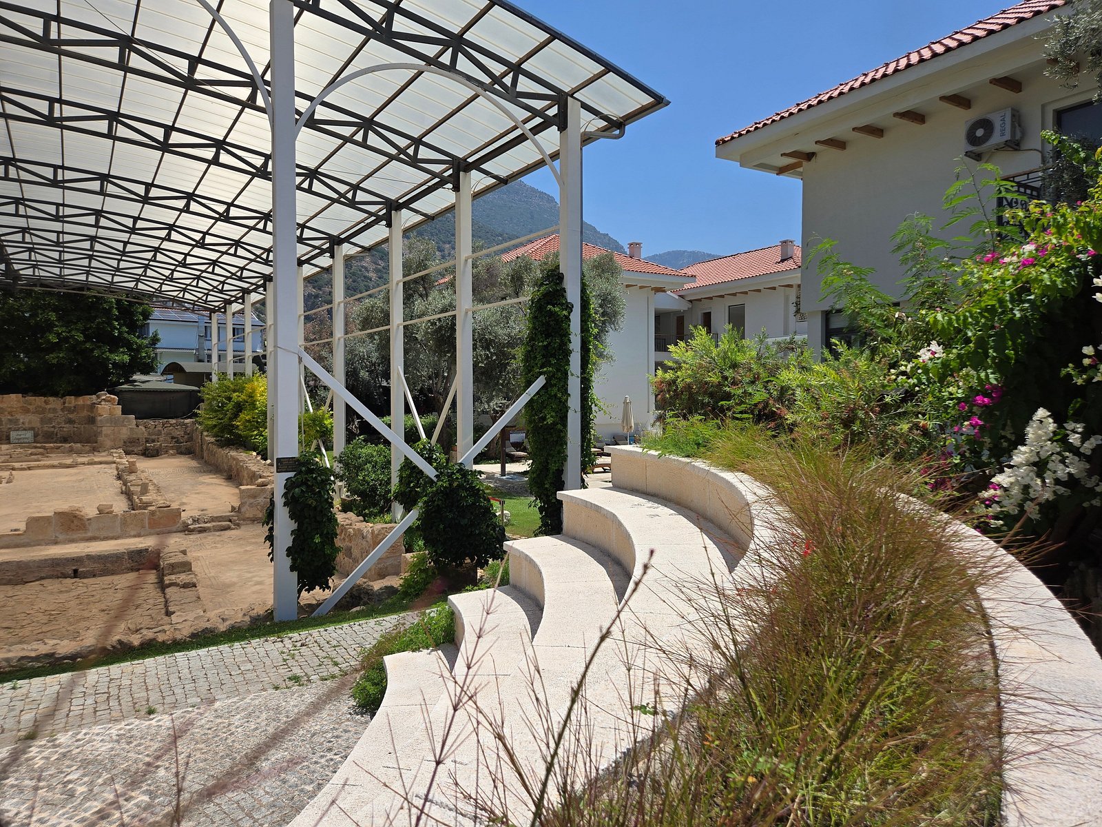 Ecclesia Hotel photo 2