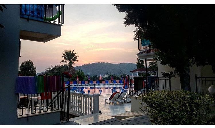 Hotel Lagoon photo 2
