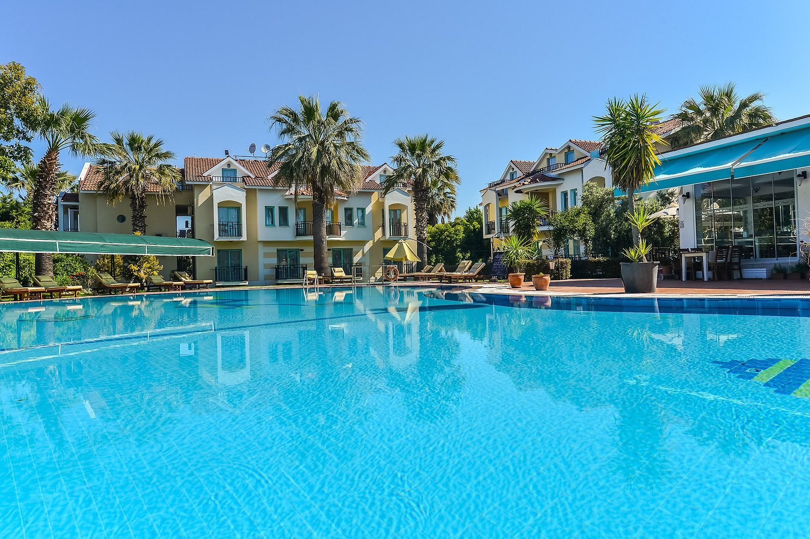 Rebin Beach Hotel photo 10