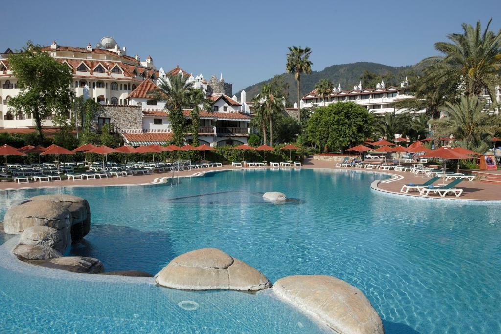 Marti Resort photo 5