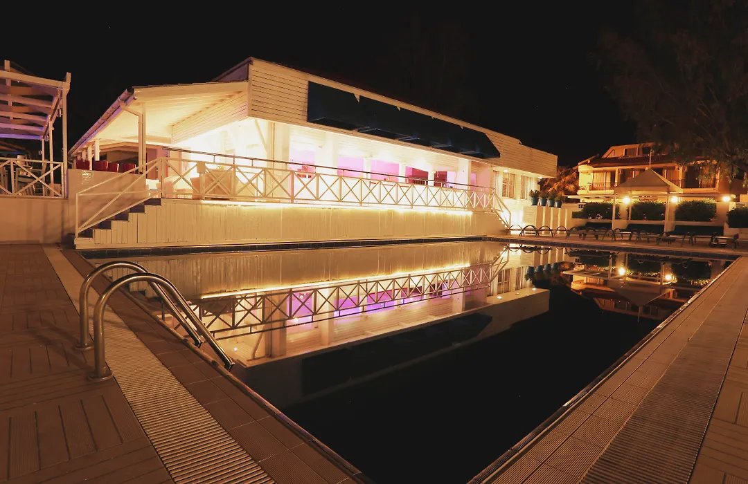 Club Munamar Beach Resort photo 17