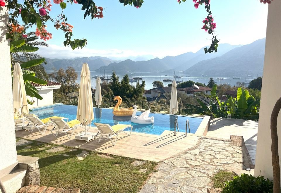 Gala Selimiye photo 4