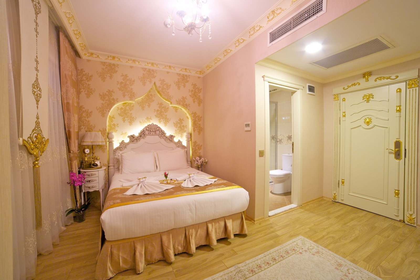 Istanbul Hotel White House photo 17