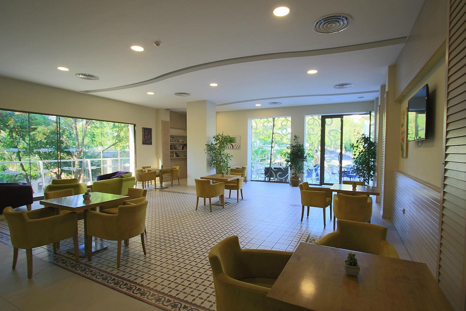 Mandarin Resort & Spa photo 9