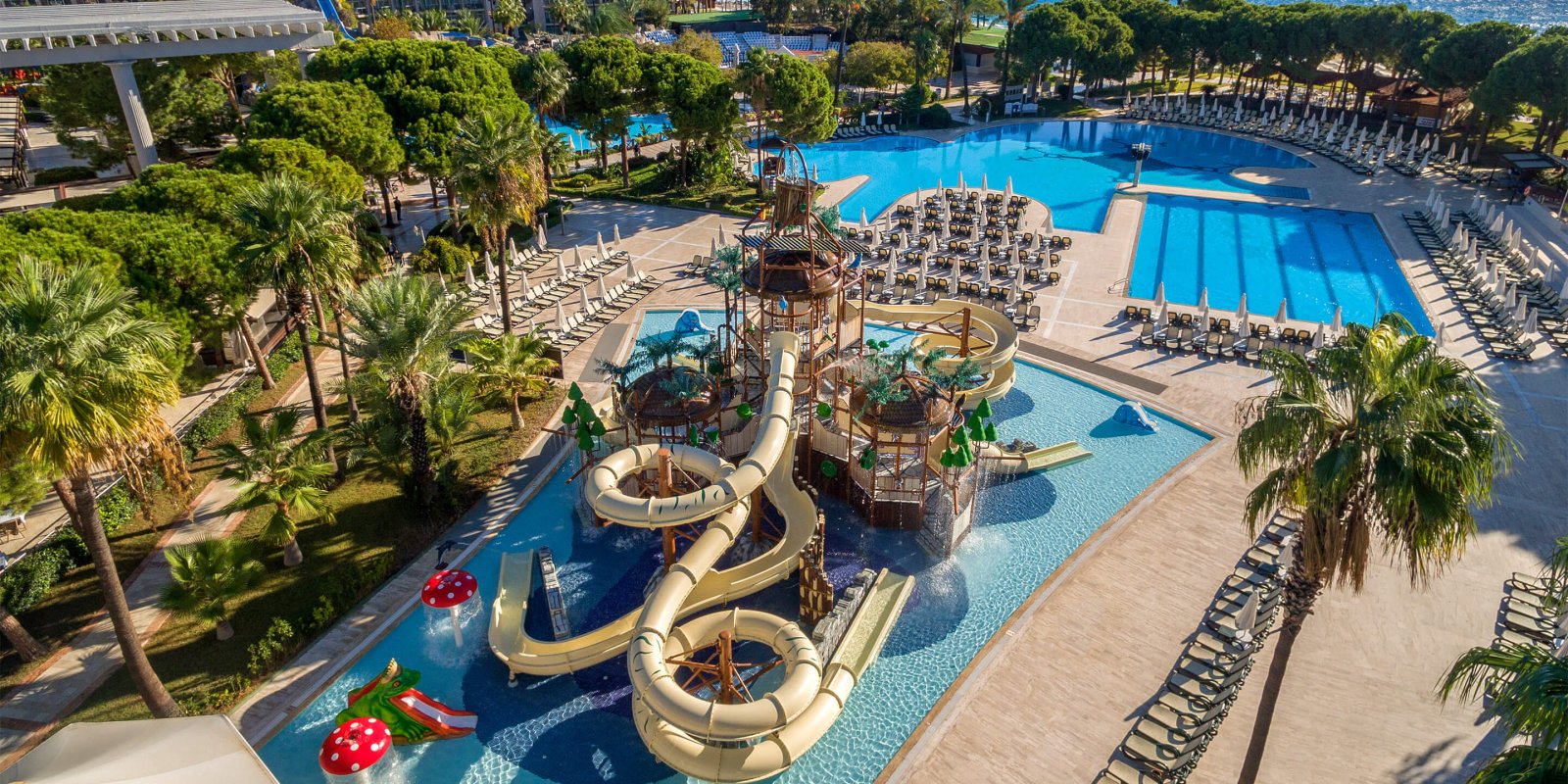 Dobedan World Palace — Kemer, Antalya