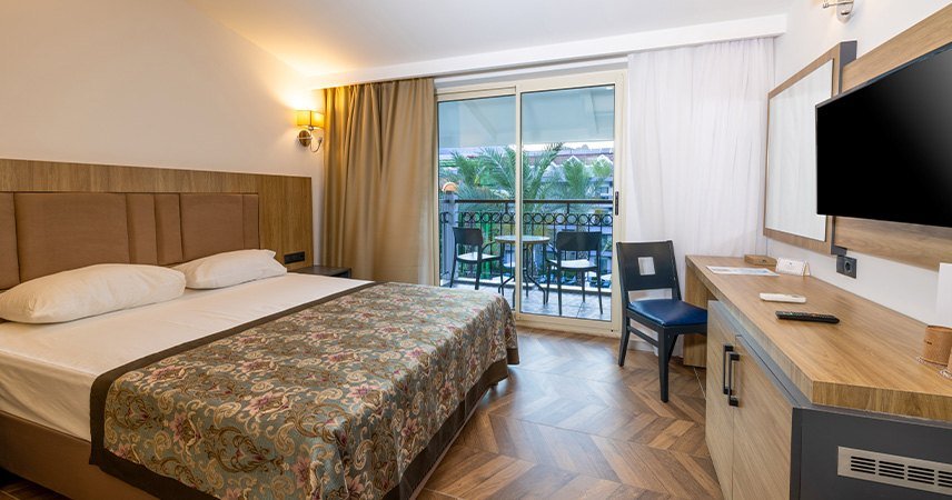 Crystal Aura Beach Resort & Spa photo 8
