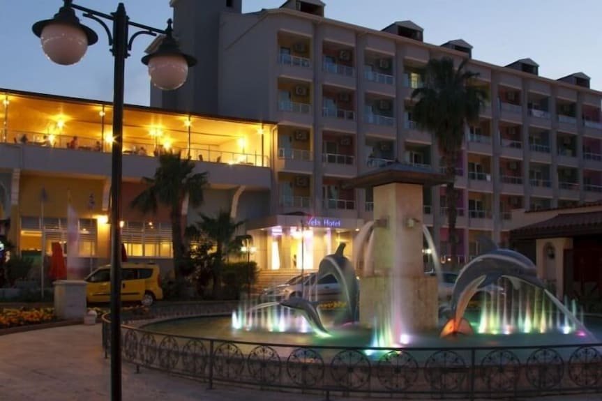 Vela Hotel photo 2