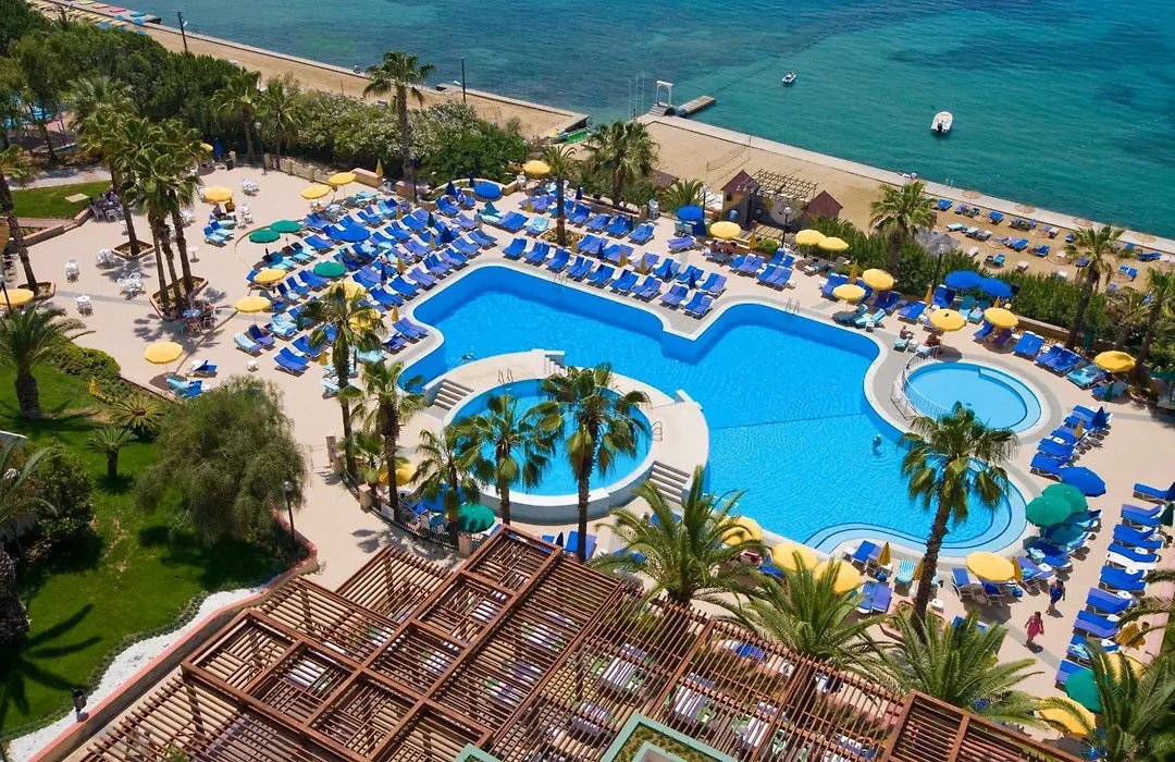 Fantasia Hotel Deluxe Kusadasi photo 17
