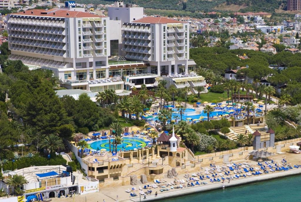 Fantasia Hotel Deluxe Kusadasi — Kuşadası - Ephesus
