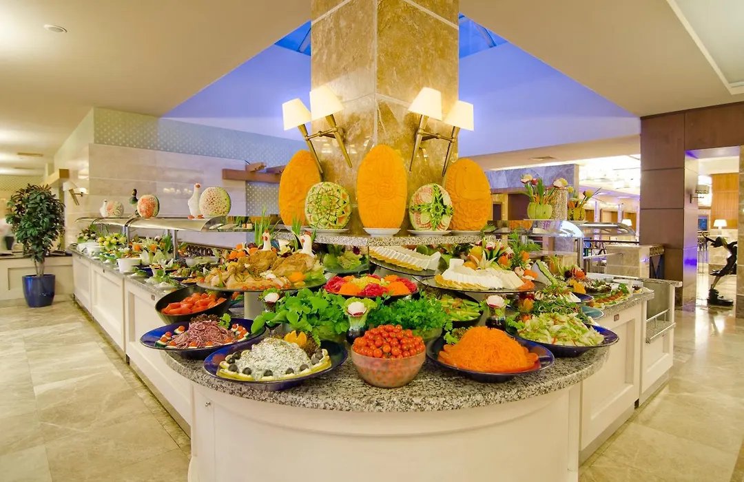 Fantasia Hotel Deluxe Kusadasi photo 12