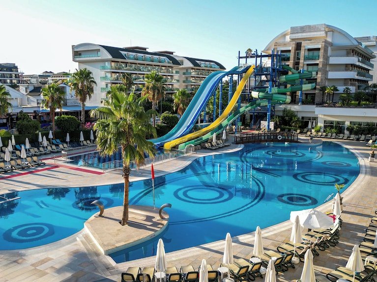Crystal Waterworld Resort & Spa photo 9