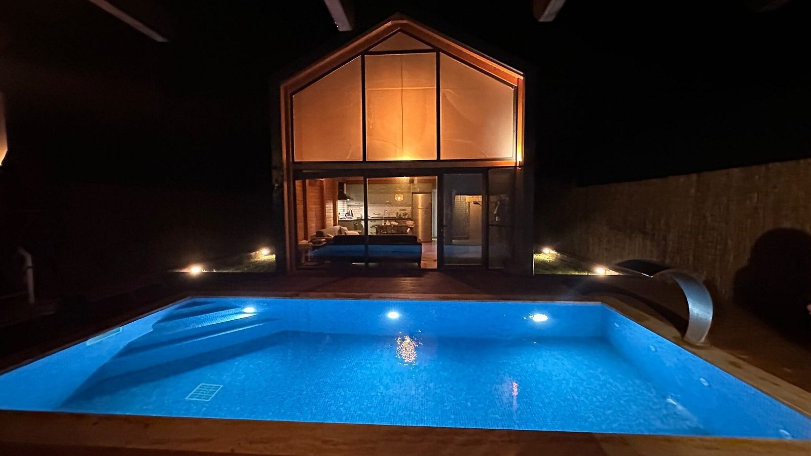 Lost Bungalow photo 3