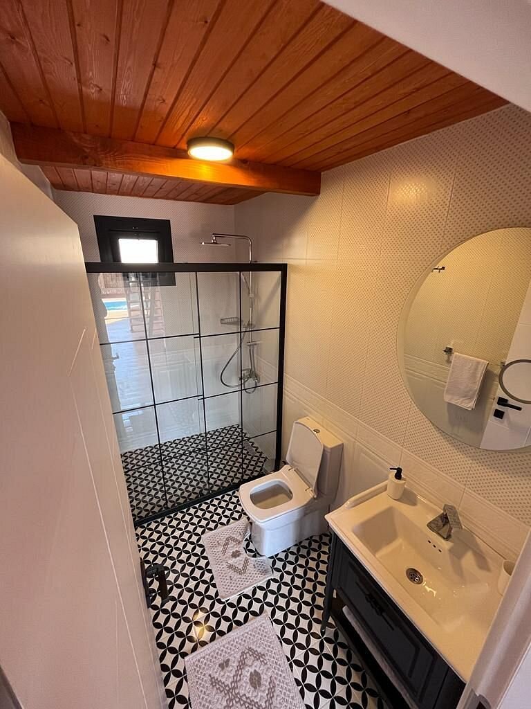 Lost Bungalow photo 12