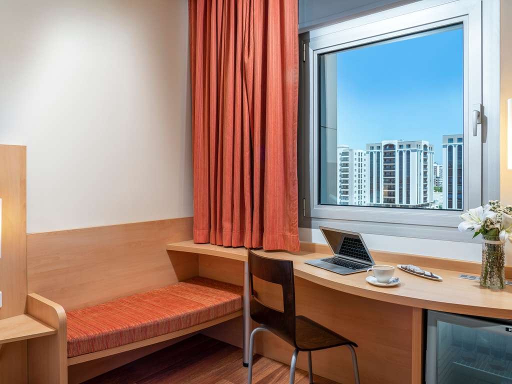 ibis Adana photo 8