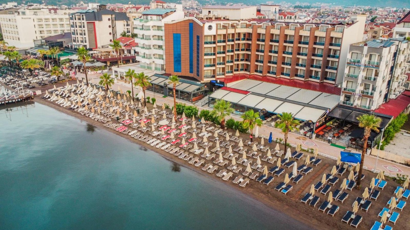 Point Beach Hotel photo 2