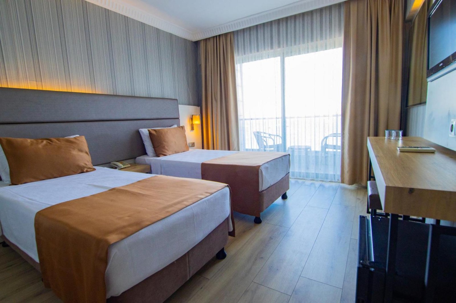Point Beach Hotel photo 20