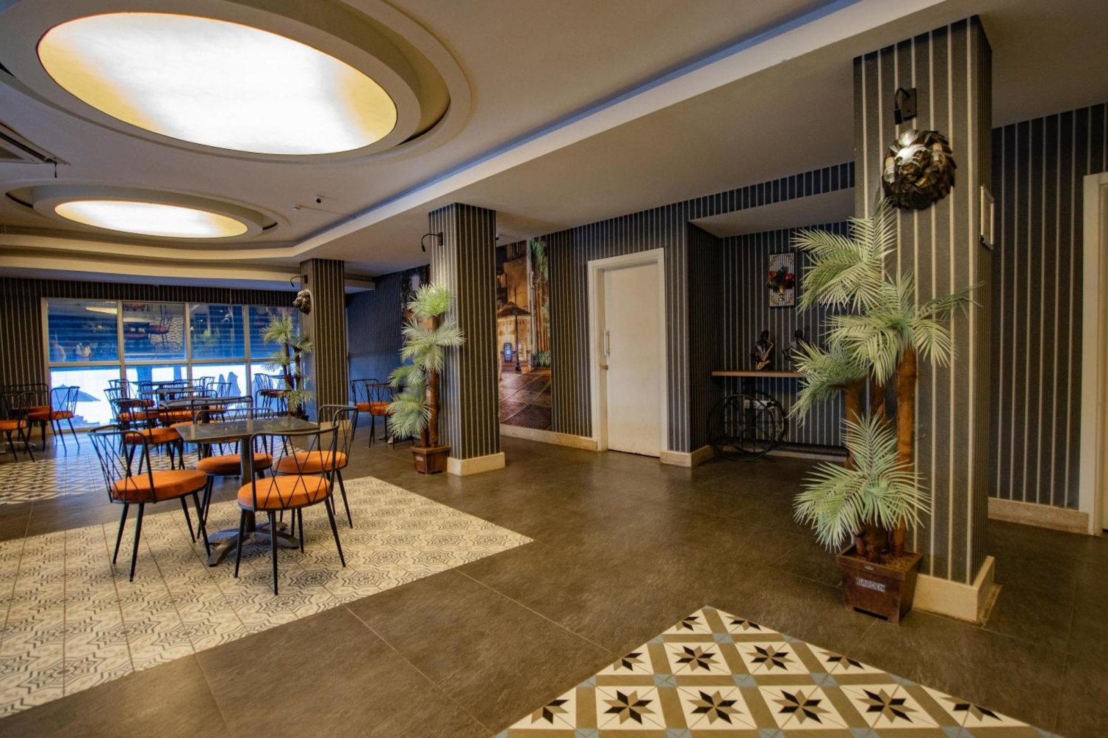 Point Beach Hotel photo 7
