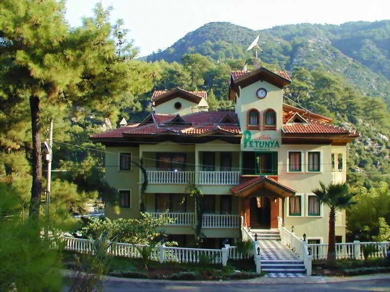 Club Petunya Apart — İçmeler, Marmaris