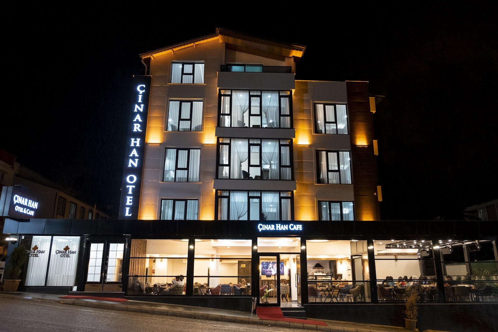 Çınar Han Otel & Cafe — Amasya