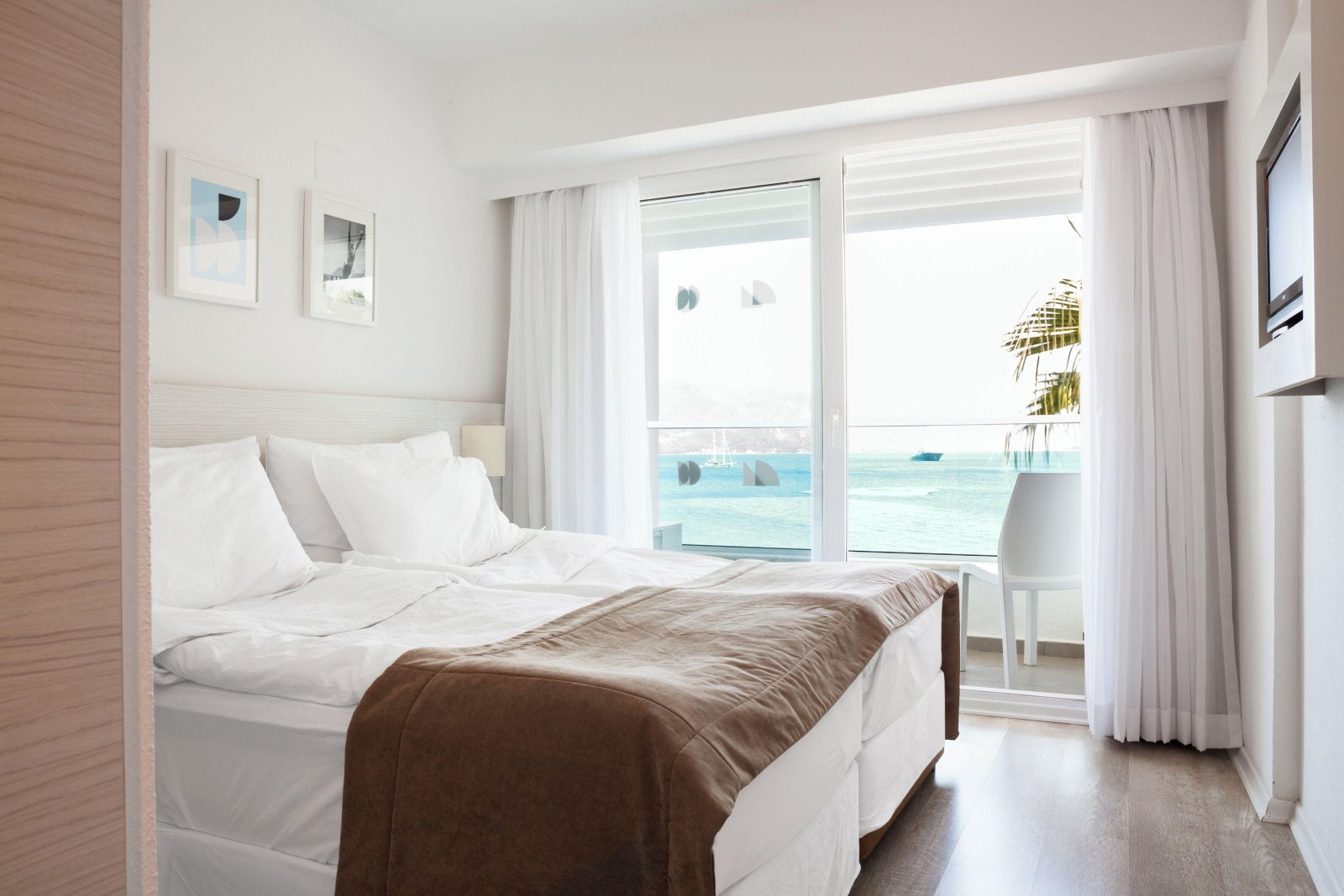 Sunprime Beachfront photo 21