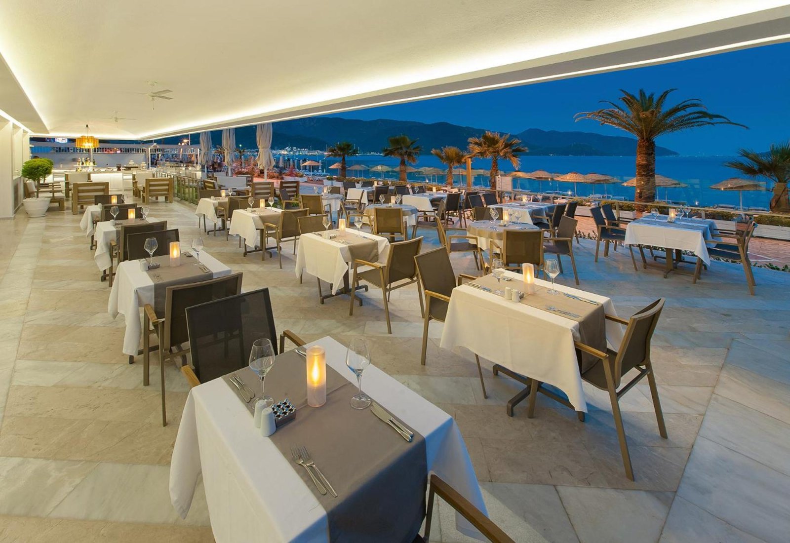 Sunprime Beachfront photo 15