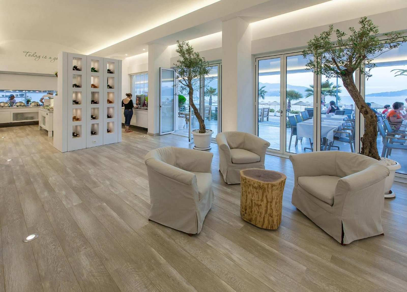 Sunprime Beachfront photo 9
