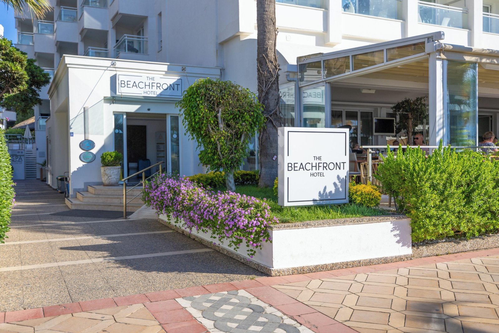 Sunprime Beachfront photo 5