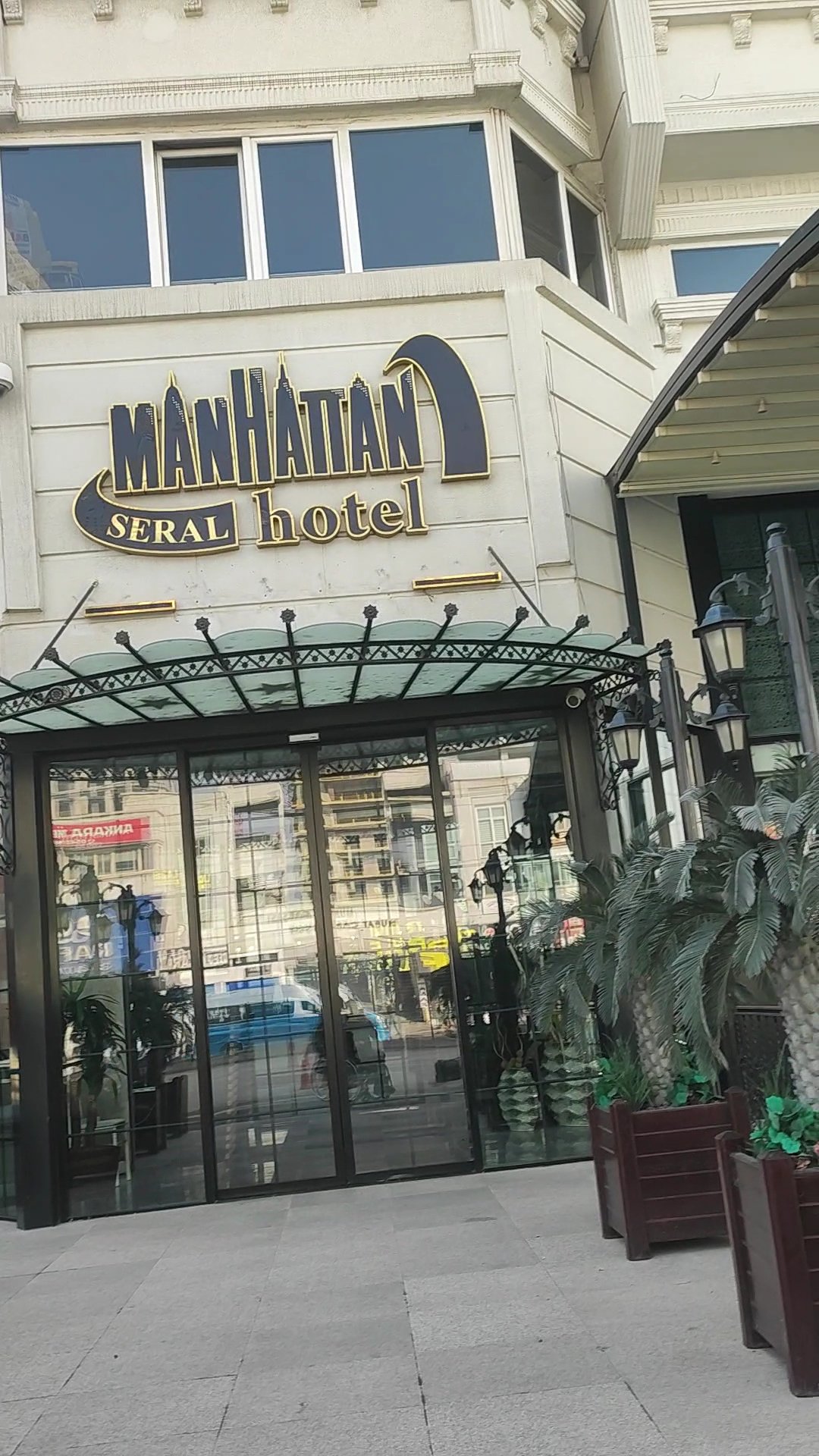 Manhattan Hotel photo 2