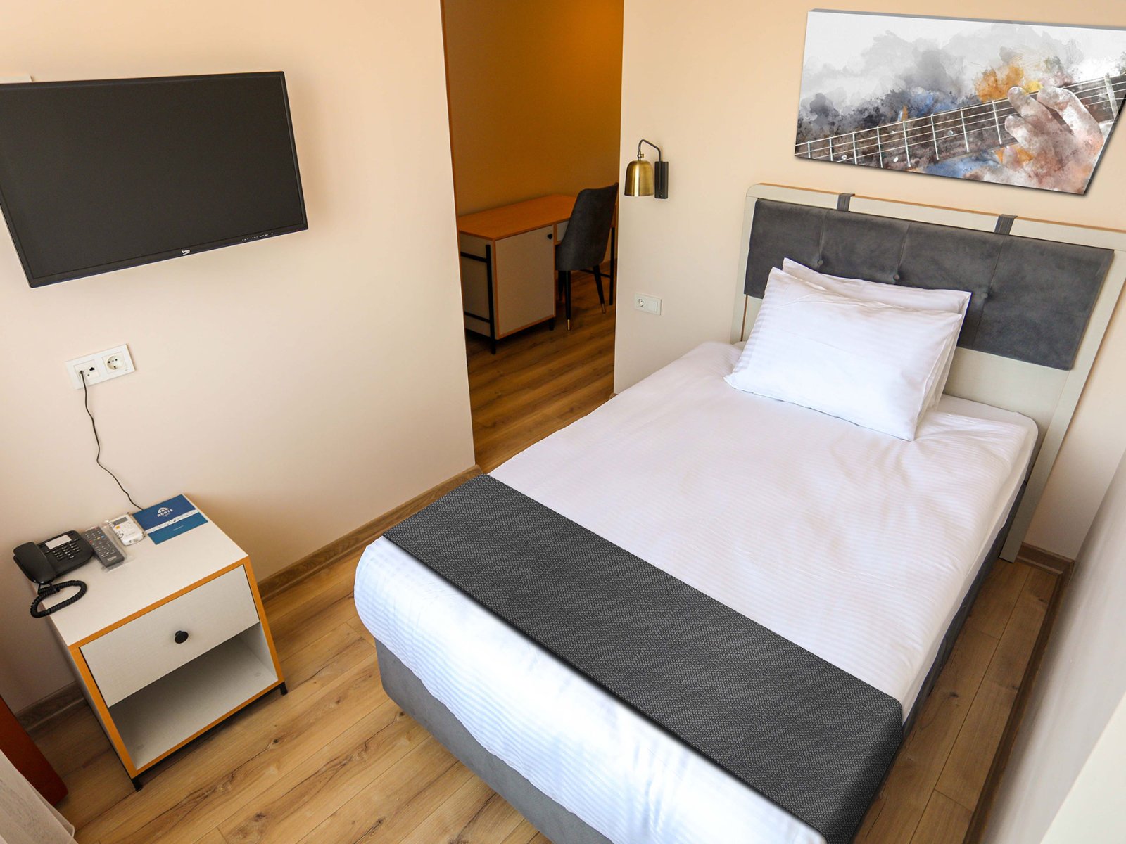 Agate Hotel photo 14