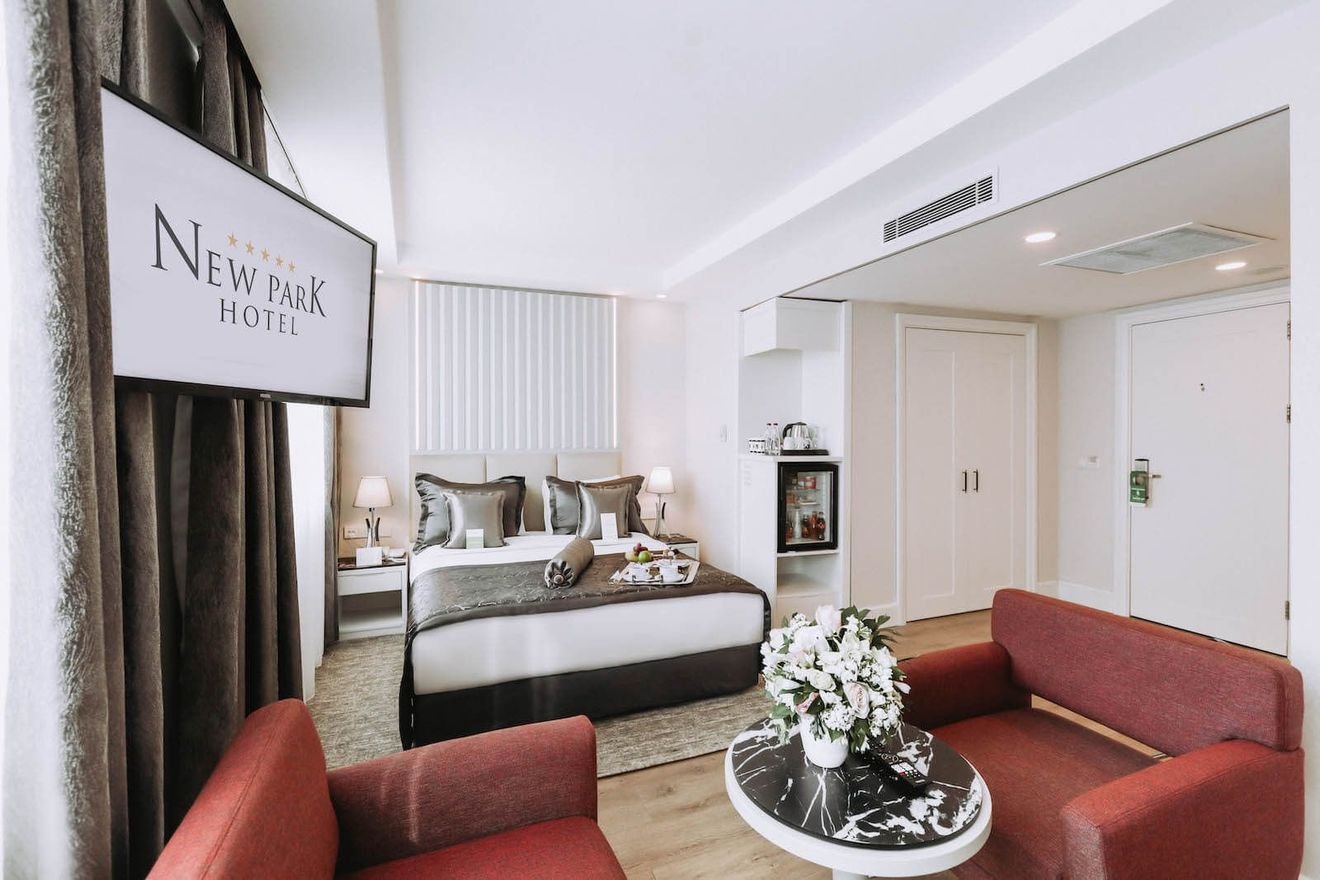 New Park Hotel photo 8