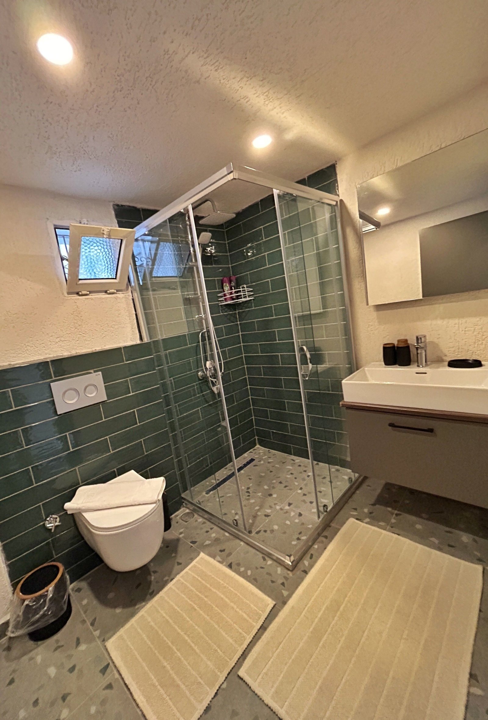 Loca Centre Suites photo 15
