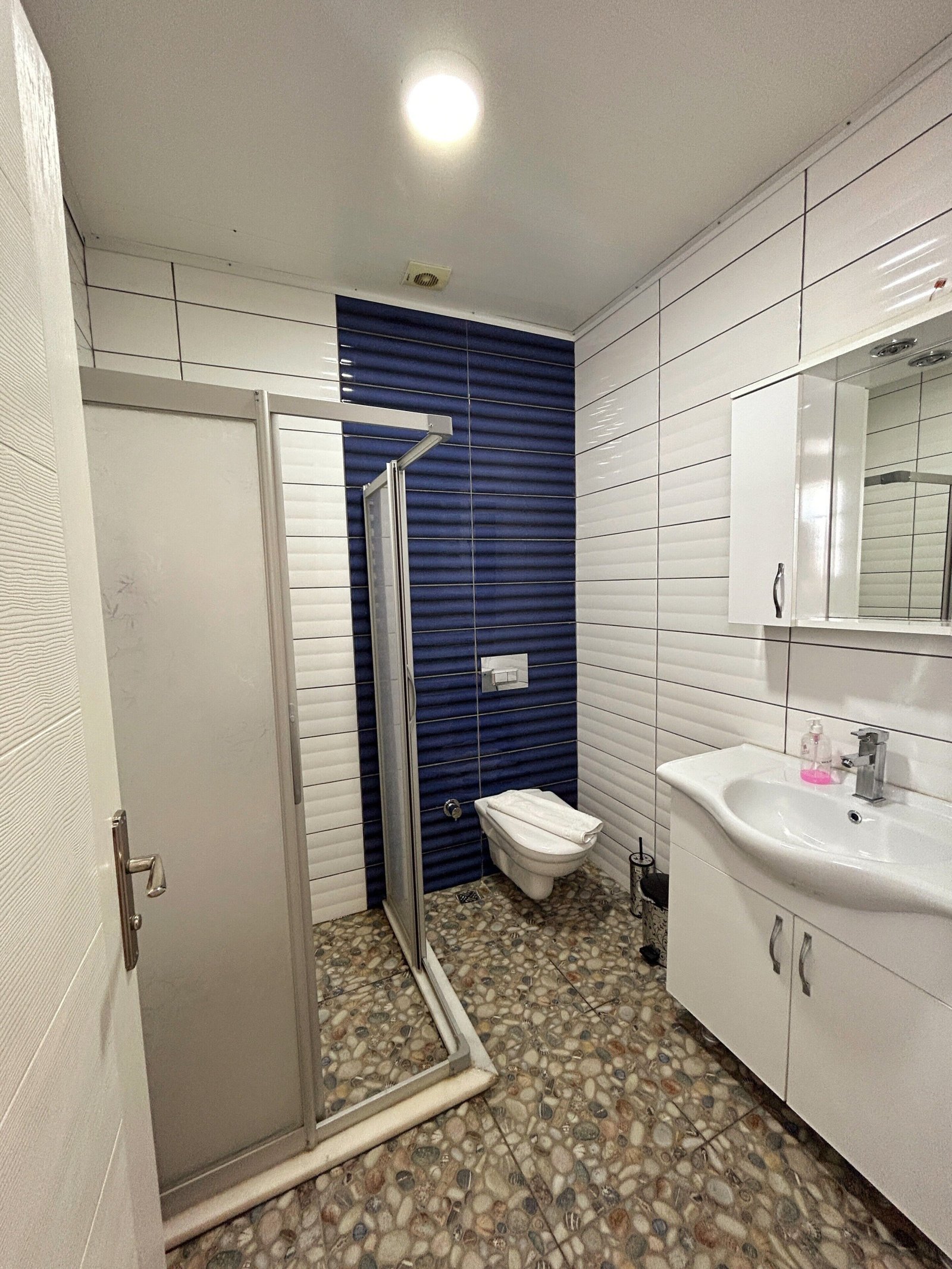 Loca Centre Suites photo 17