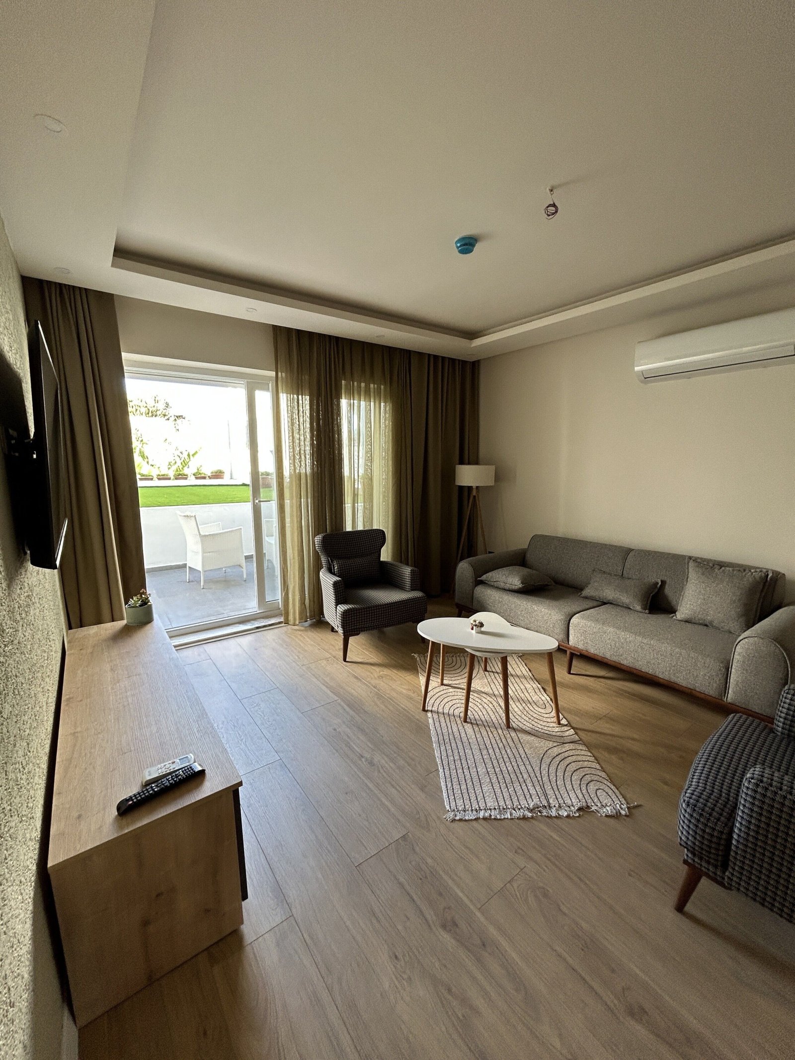 Loca Centre Suites photo 4