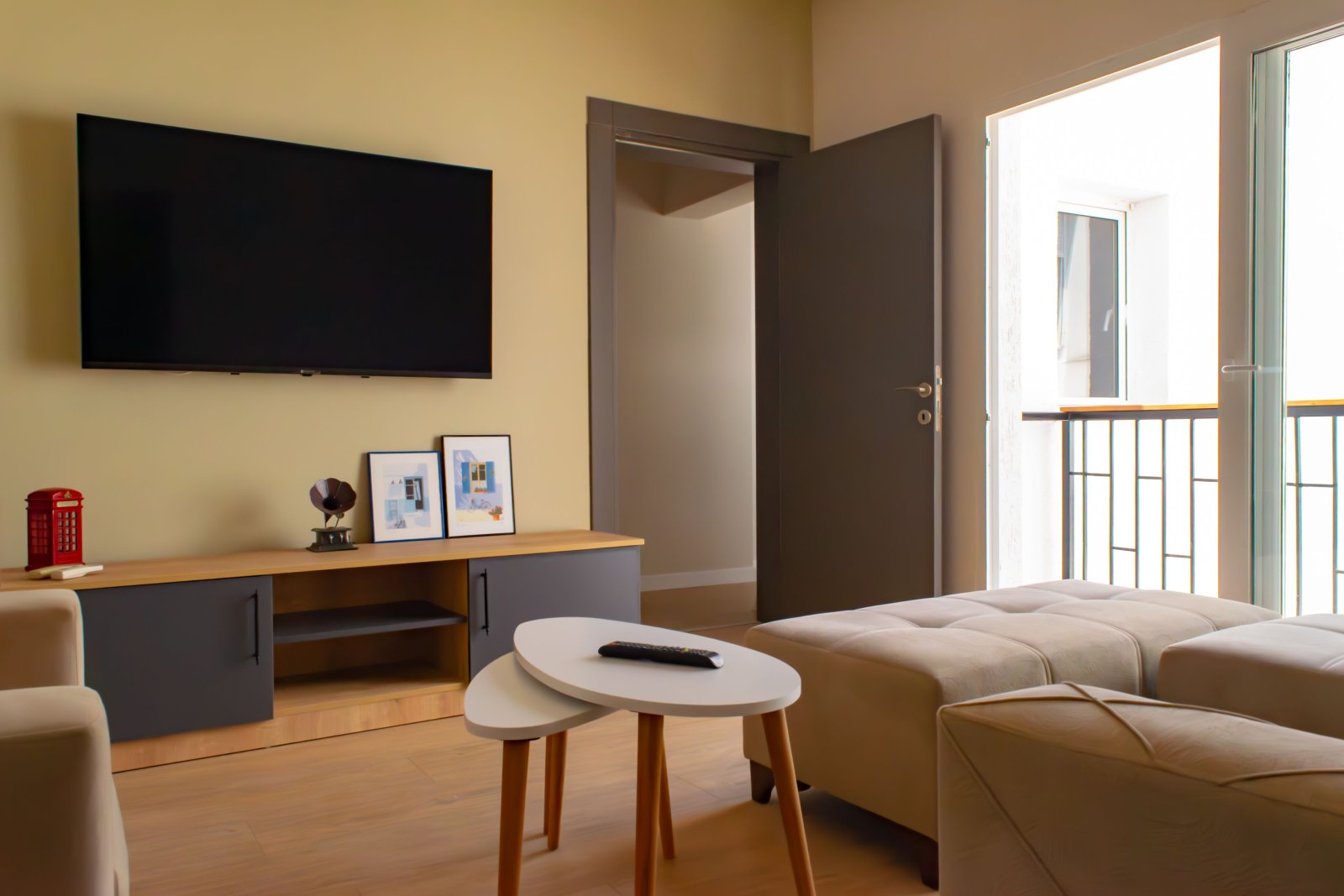 Loca Centre Suites photo 8
