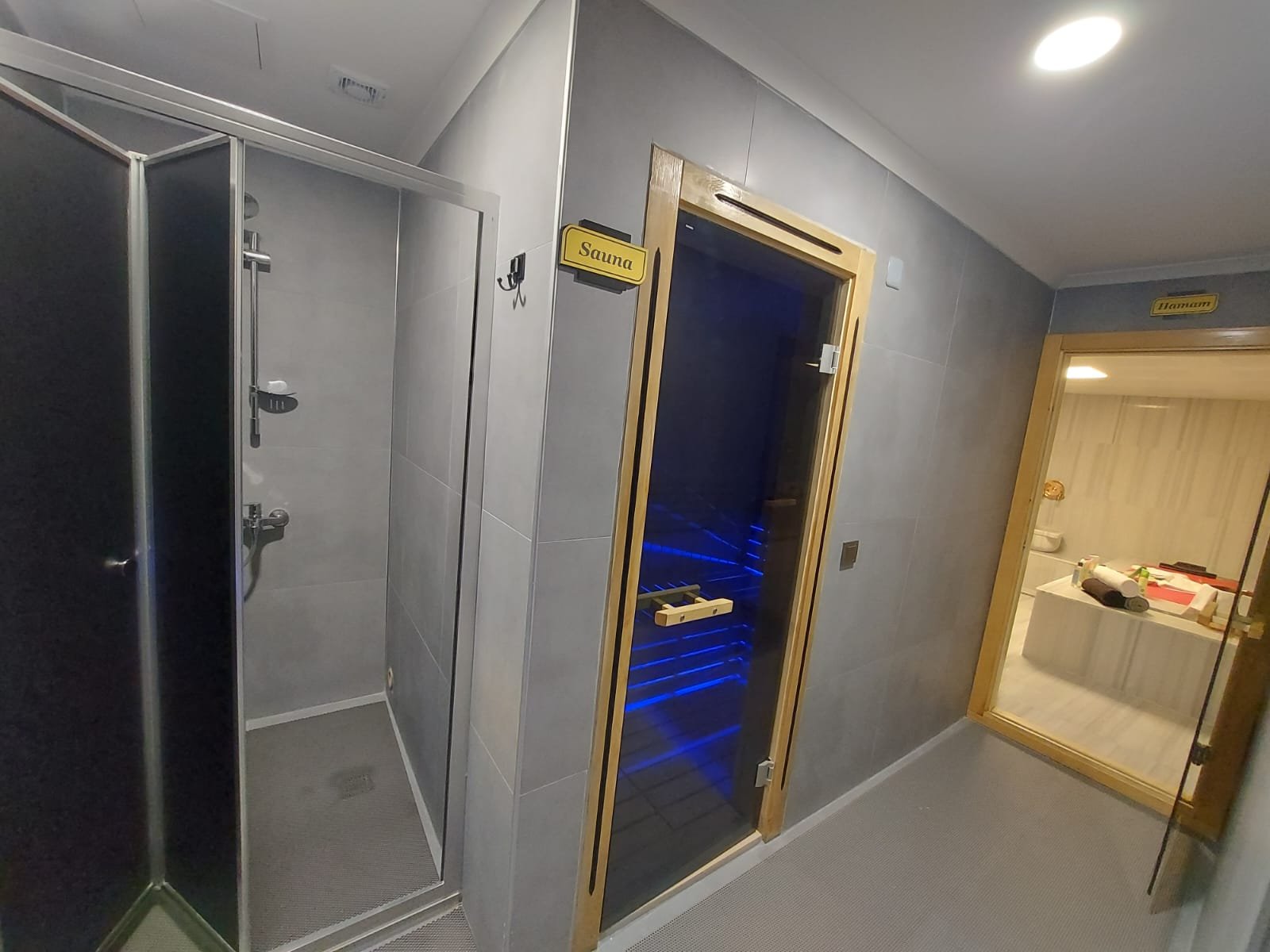 Mad Inn Hotel & Spa photo 8
