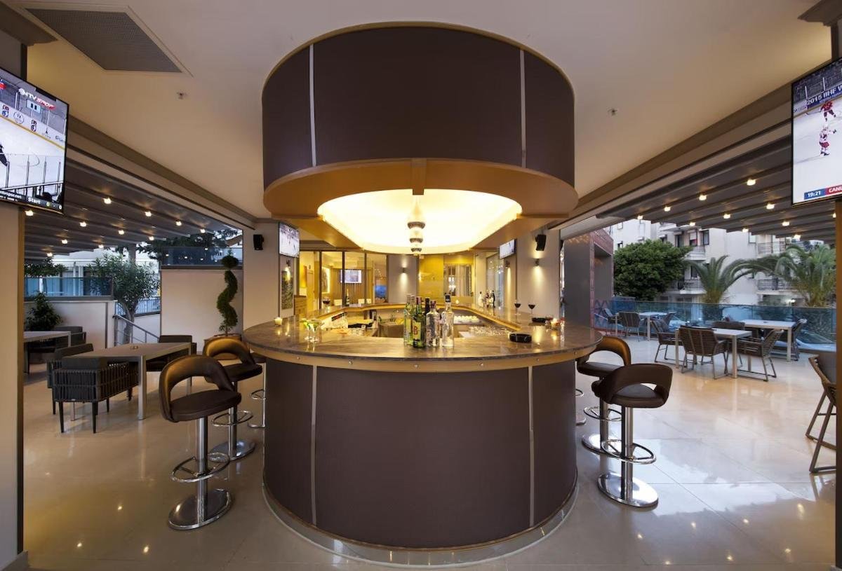 Aurasia Design Hotel photo 7